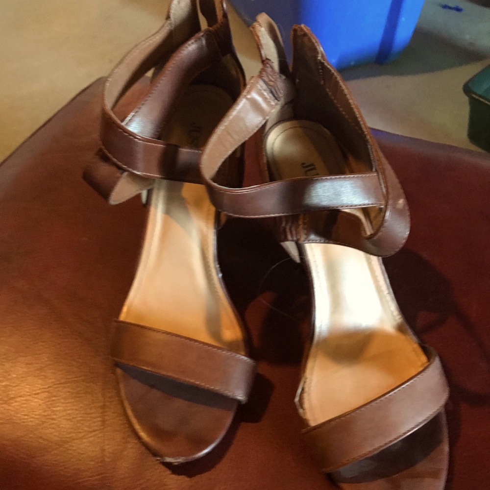 Brown wedge heels